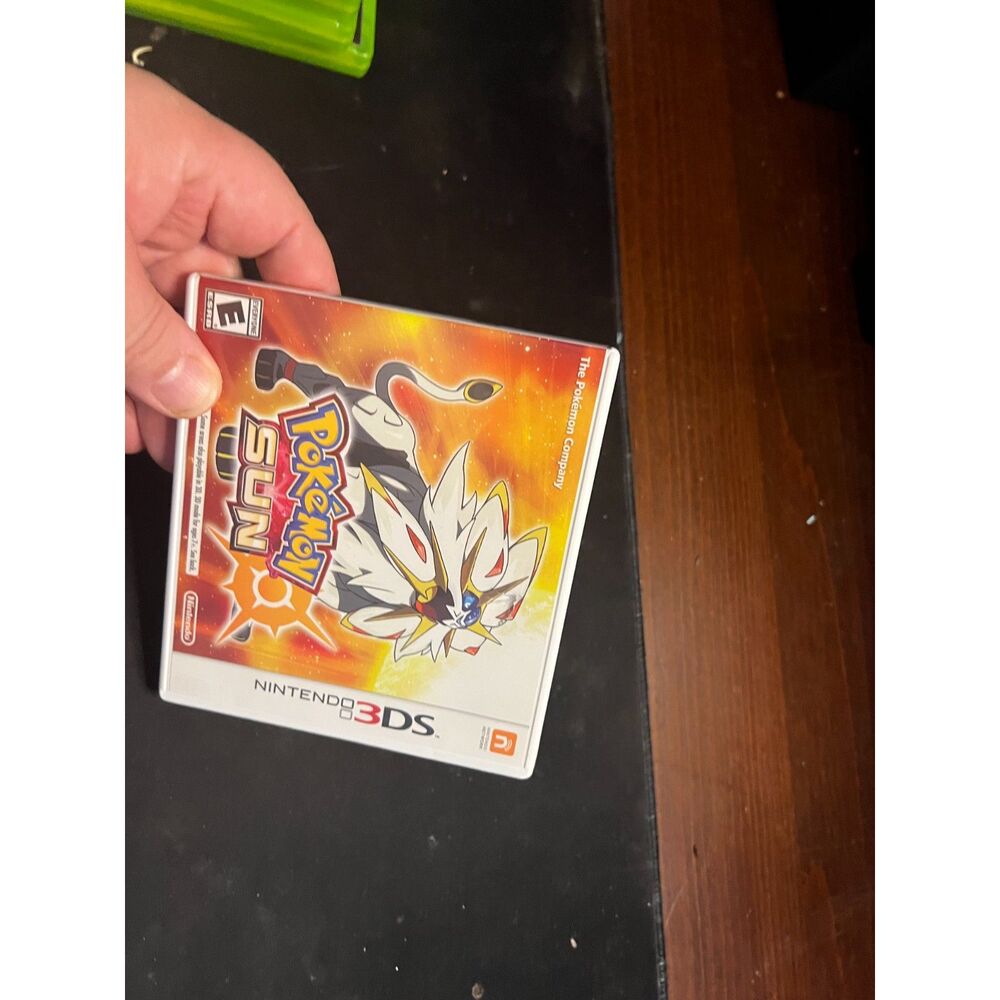 Pokemon Sun (Nintendo 3DS) - Case Only, No Cartridge